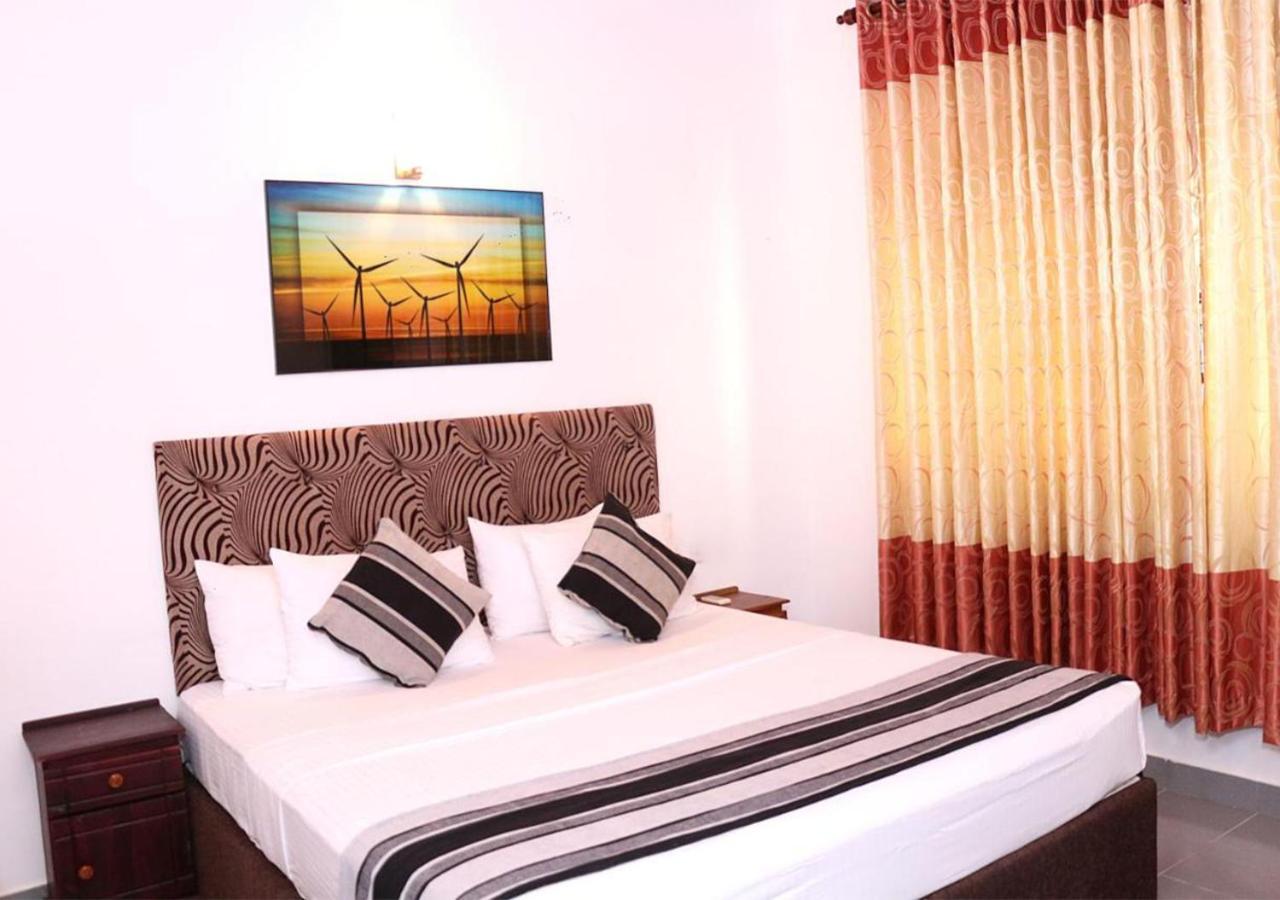 Cozy Inn Negombo Exteriör bild