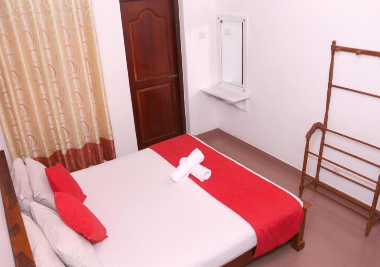 Cozy Inn Negombo Exteriör bild